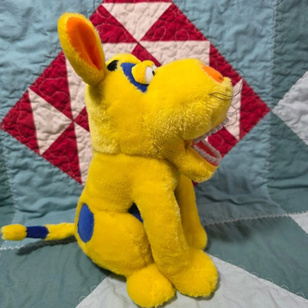 Star Smilez Yellow Dog Plush Dental Hygiene Puppet Blue Spots 10